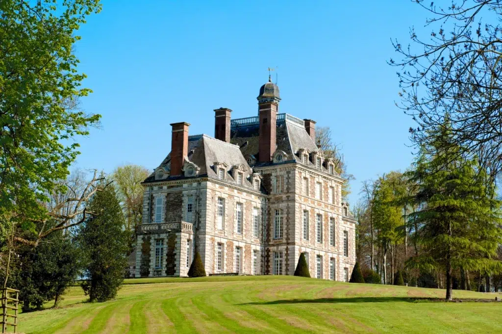 webp chateau balleroy