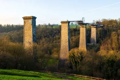 Viaduc de la Souleuvre 3 AdobeStock 1160573382
